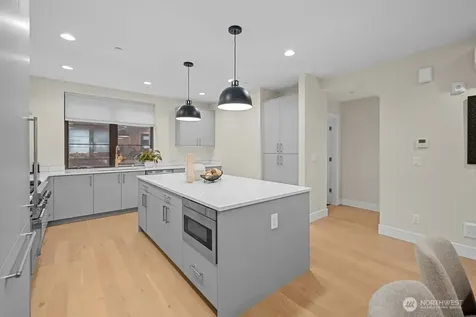 11223 NE 13th Lane Bellevue WA 98004
