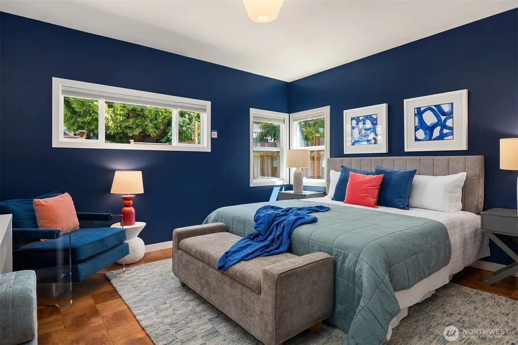 2418 Queen Anne Avenue N Seattle WA 98109