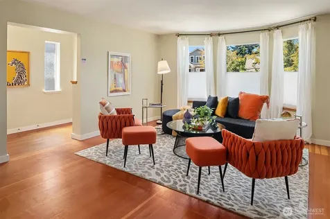 2418 Queen Anne Avenue N Seattle WA 98109