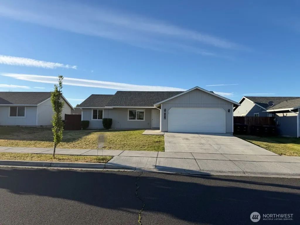 1316 W Electra Street Moses Lake WA 98837