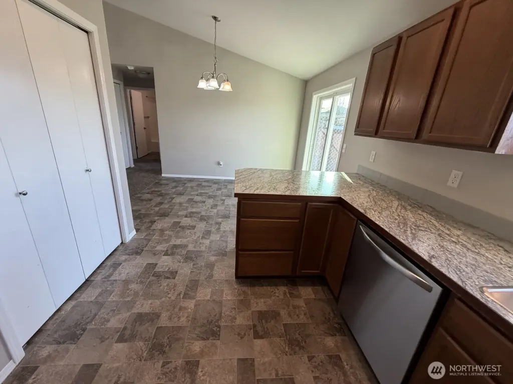 1316 W Electra Street Moses Lake WA 98837