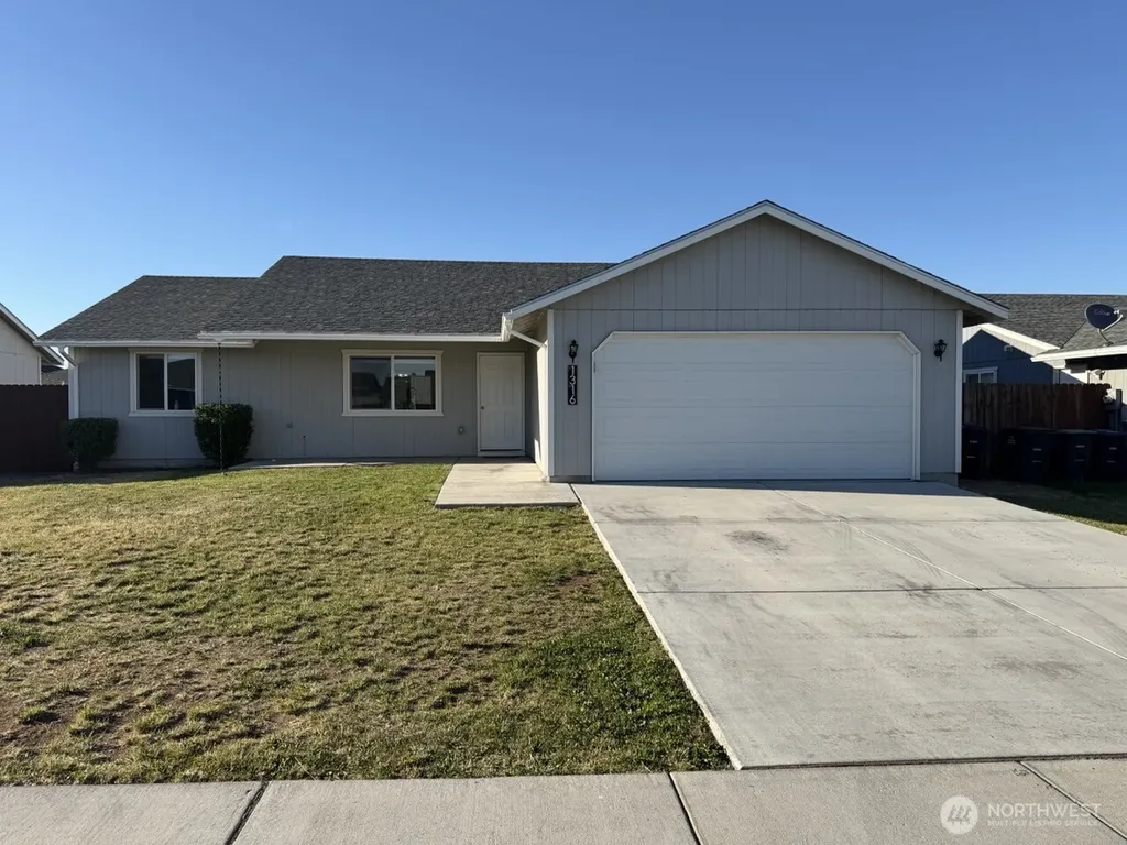 1316 W Electra Street Moses Lake WA 98837