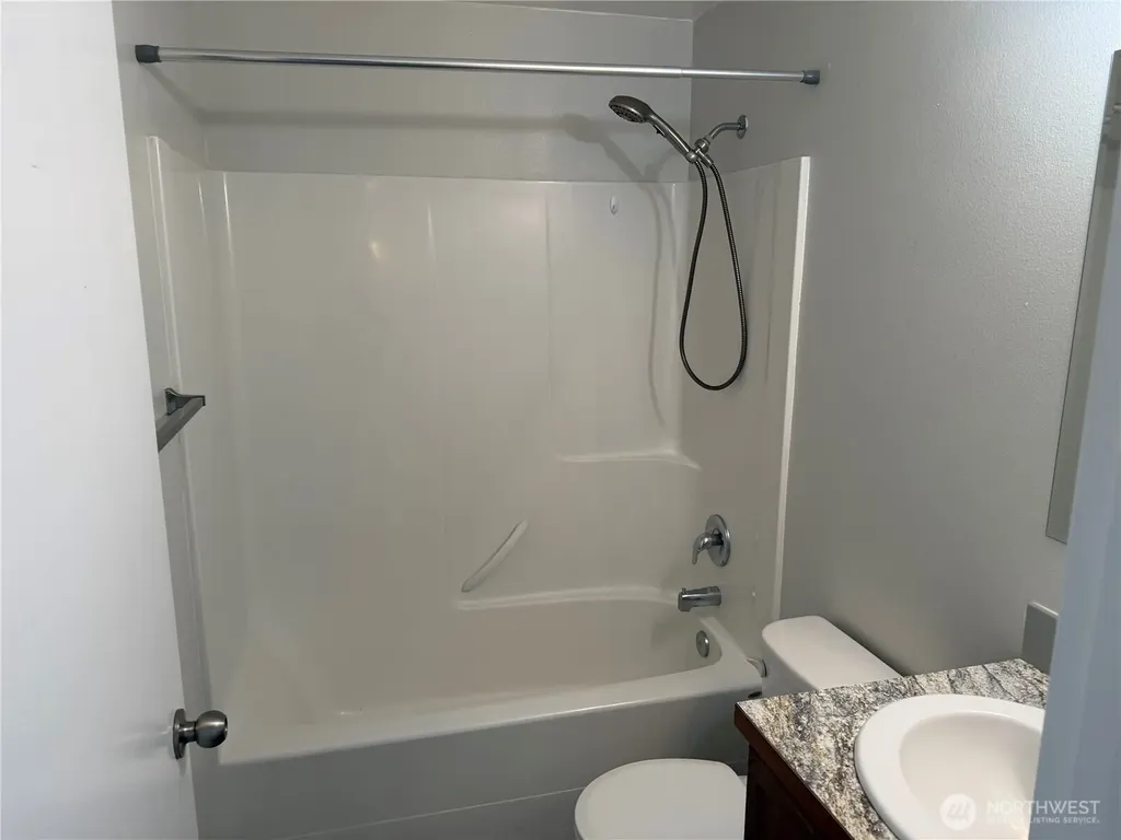 1316 W Electra Street Moses Lake WA 98837