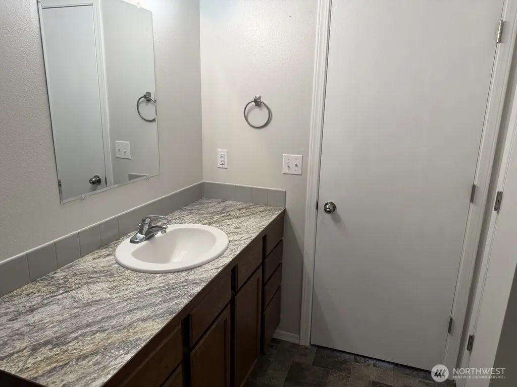 1316 W Electra Street Moses Lake WA 98837