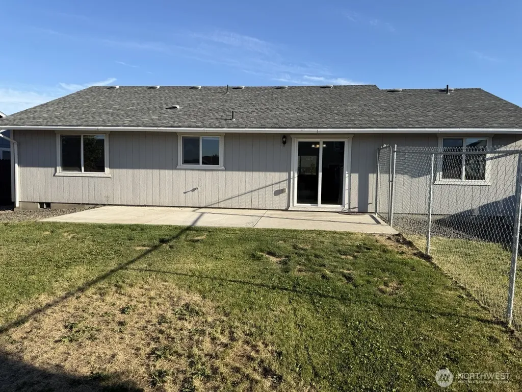 1316 W Electra Street Moses Lake WA 98837