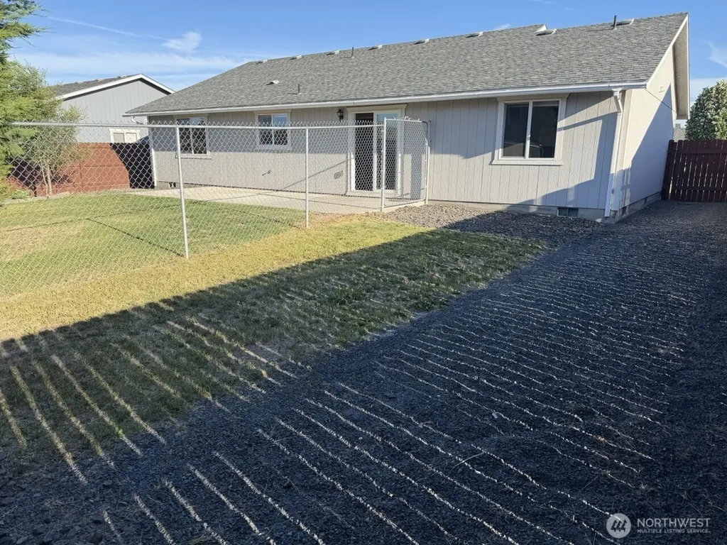 1316 W Electra Street Moses Lake WA 98837