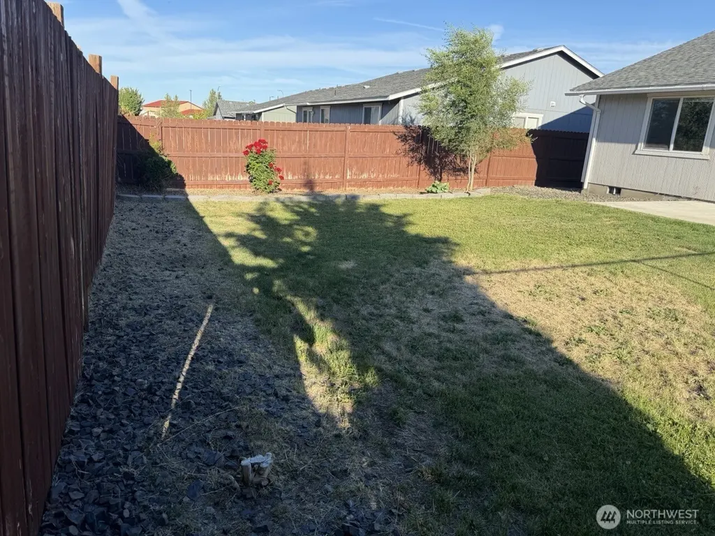 1316 W Electra Street Moses Lake WA 98837