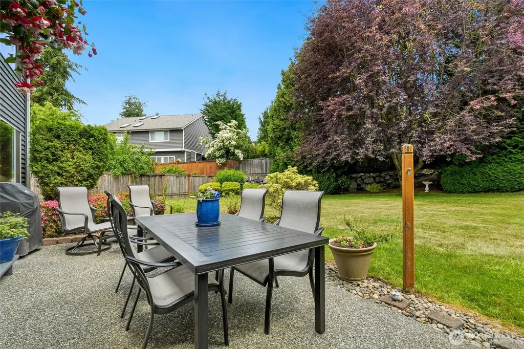 7634 116th Court SE Newcastle WA 98056