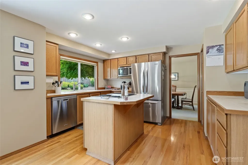 7634 116th Court SE Newcastle WA 98056