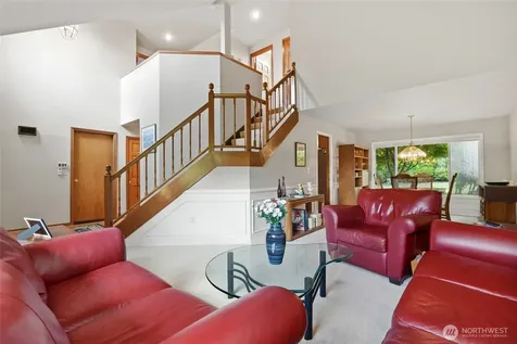 7634 116th Court SE Newcastle WA 98056