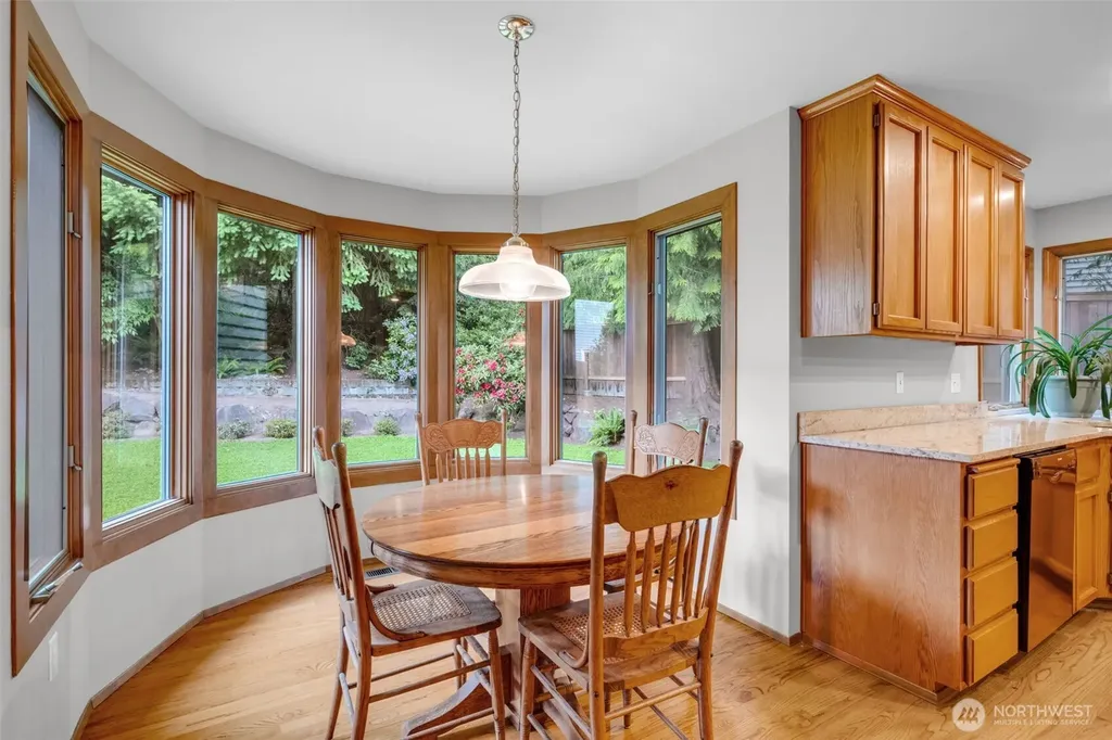 15454 SE 67th Street Bellevue WA 98006