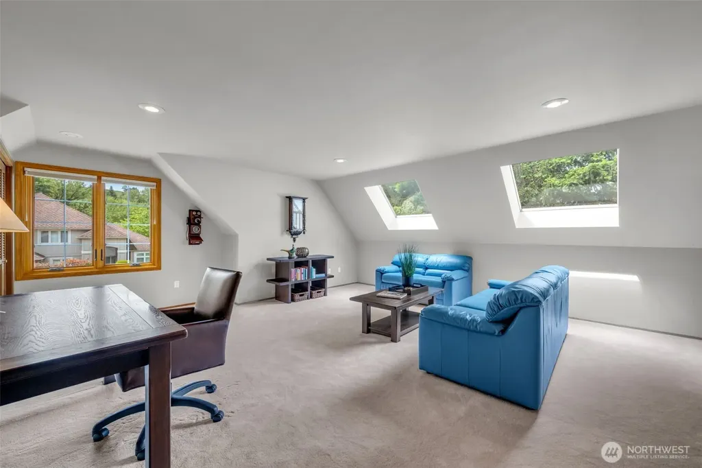 15454 SE 67th Street Bellevue WA 98006