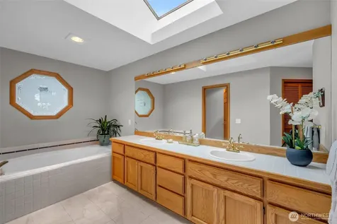 15454 SE 67th Street Bellevue WA 98006