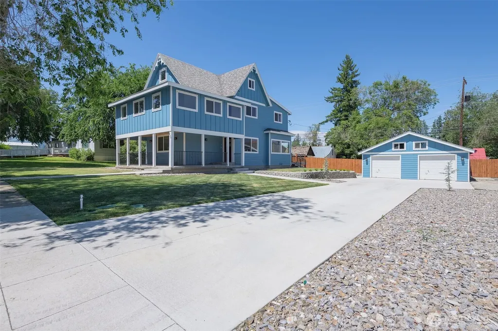 209 W Ash Street Waterville WA 98858
