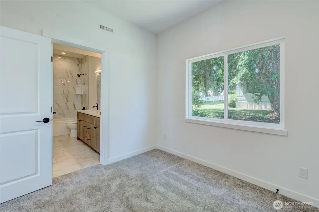 209 W Ash Street Waterville WA 98858
