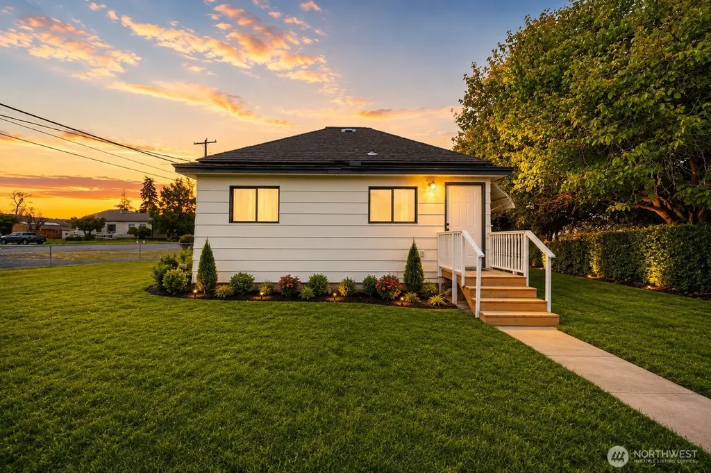 321 Main Street Wilson Creek WA 98860