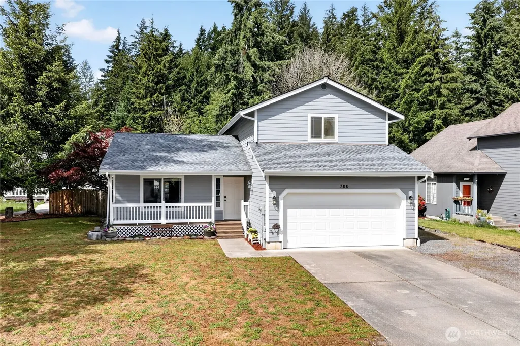 700 Kelsey Lane E Eatonville WA 98328