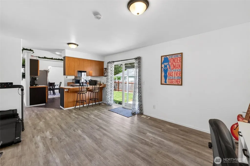 700 Kelsey Lane E Eatonville WA 98328