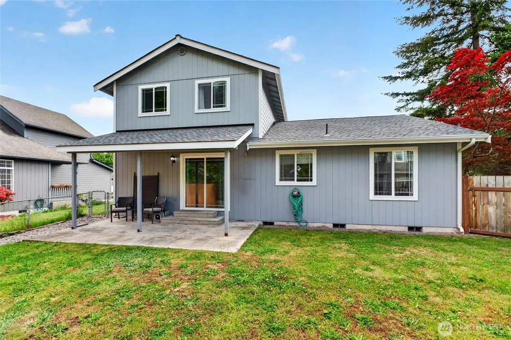 700 Kelsey Lane E Eatonville WA 98328