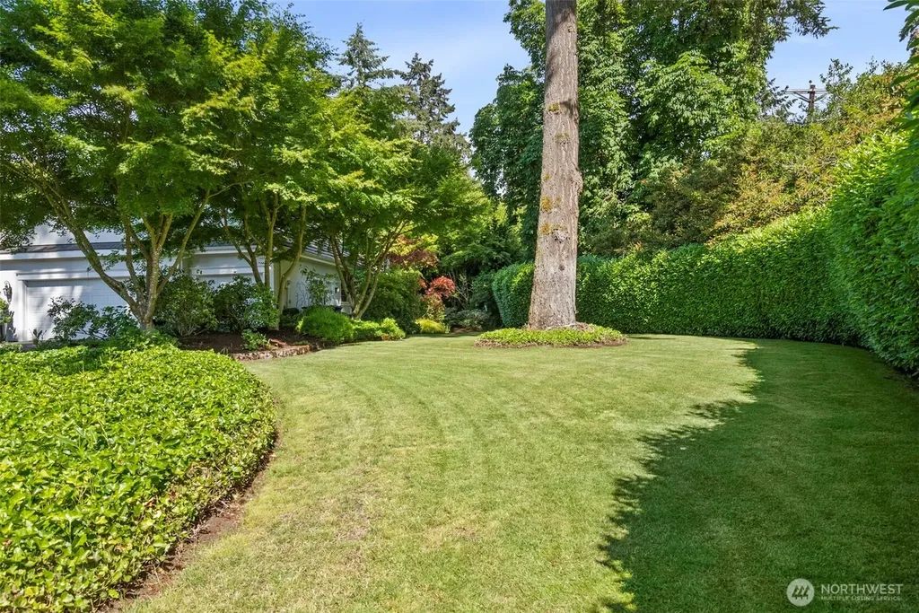 7201 Holly Hedge SW Lakewood WA 98499