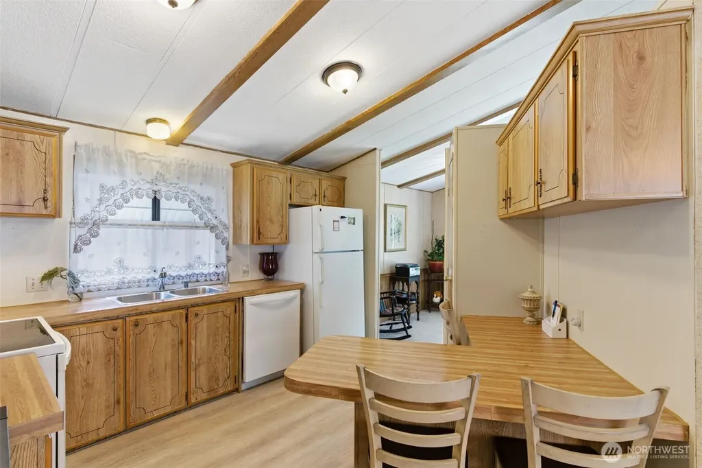 1713 Cooks Hill Road Centralia WA 98531