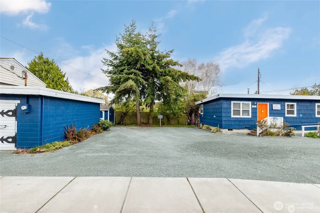117 N Third Street La Conner WA 98257