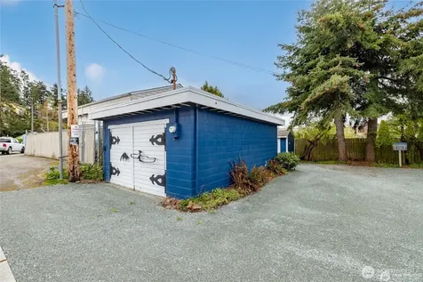 117 N Third Street La Conner WA 98257