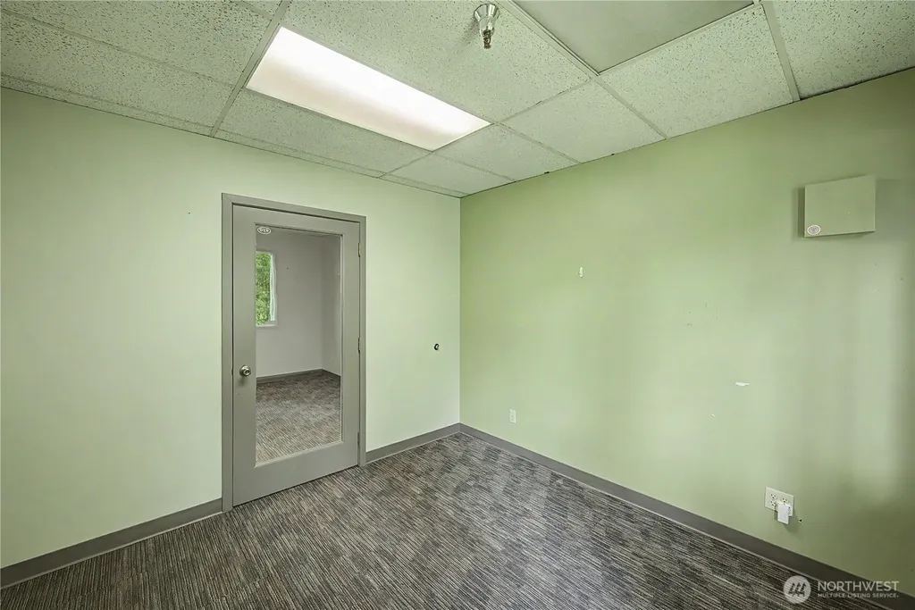 15029 Bothell Way NE Lake Forest Park WA 98155