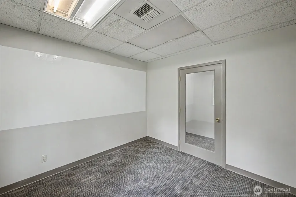 15029 Bothell Way NE Lake Forest Park WA 98155