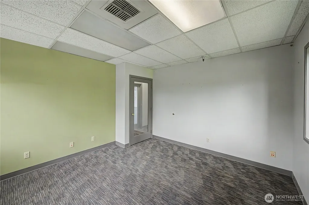 15029 Bothell Way NE Lake Forest Park WA 98155
