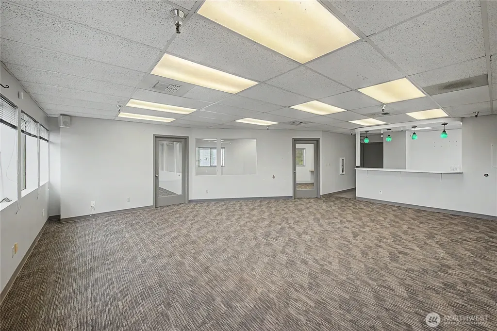 15029 Bothell Way NE Lake Forest Park WA 98155