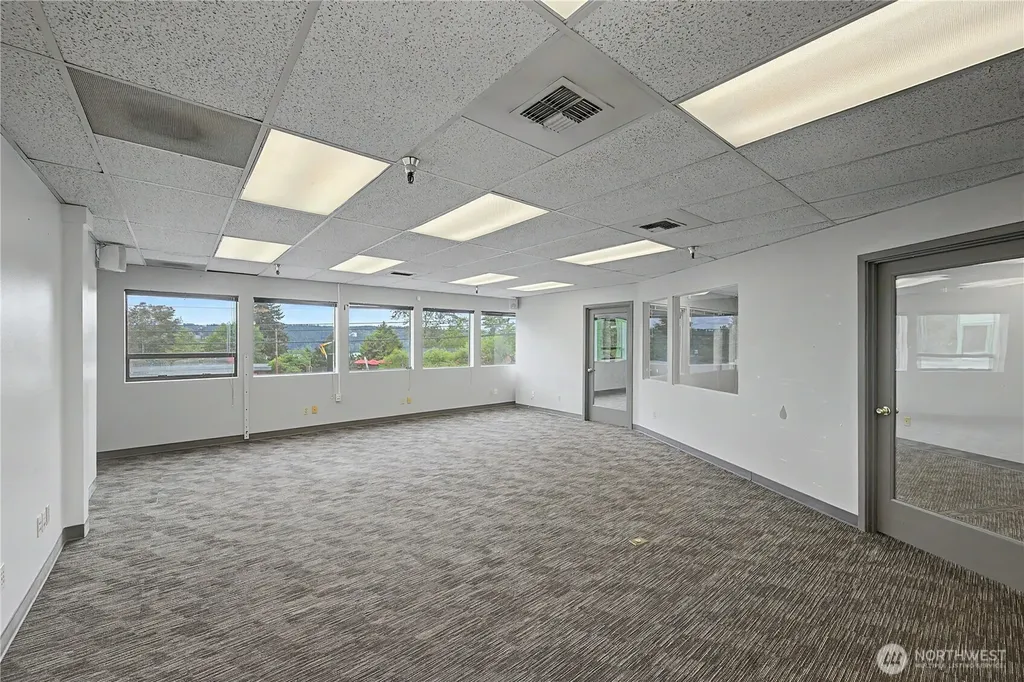 15029 Bothell Way NE Lake Forest Park WA 98155