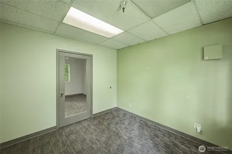 15029 Bothell Way NE Lake Forest Park WA 98155