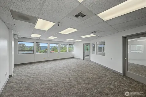 15029 Bothell Way NE Lake Forest Park WA 98155