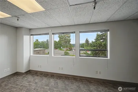 15029 Bothell Way NE Lake Forest Park WA 98155