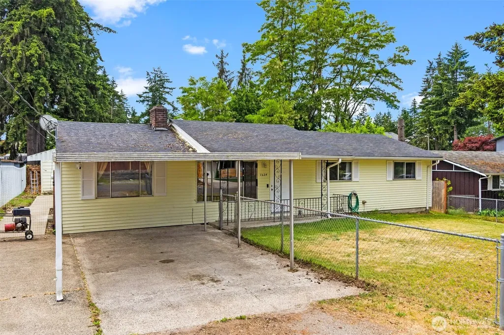 1624 Hume Street S Tacoma WA 98444