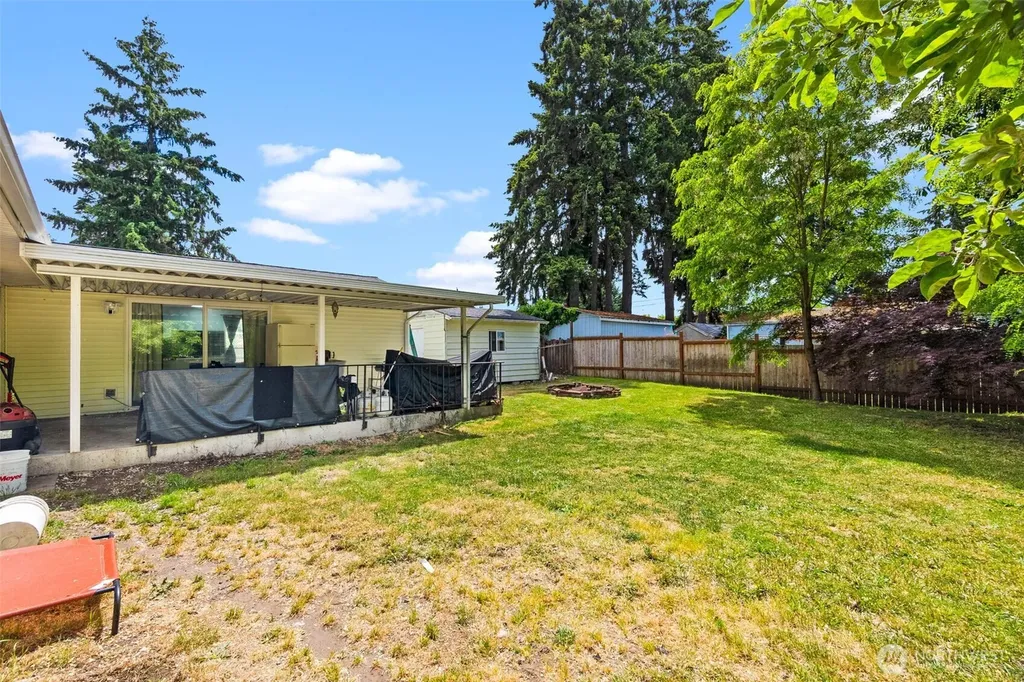 1624 Hume Street S Tacoma WA 98444
