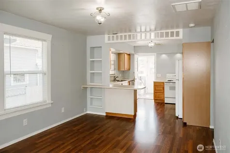 2218 Summit Avenue Everett WA 98201
