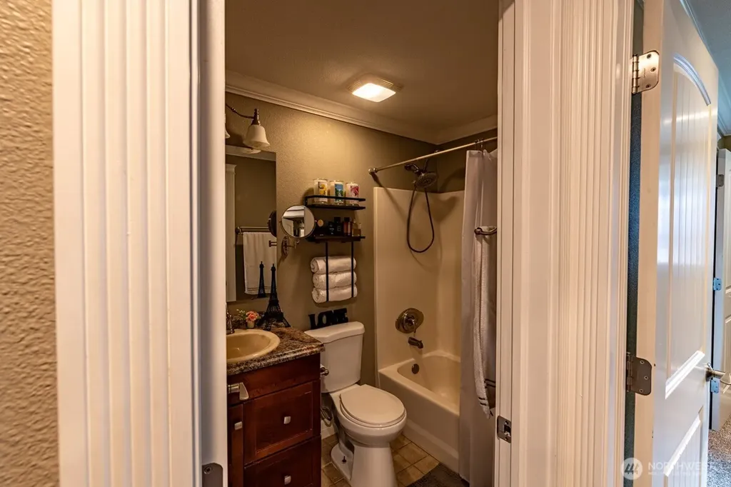 13716 59th Avenue SE Everett WA 98208