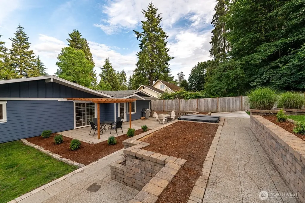 13716 59th Avenue SE Everett WA 98208