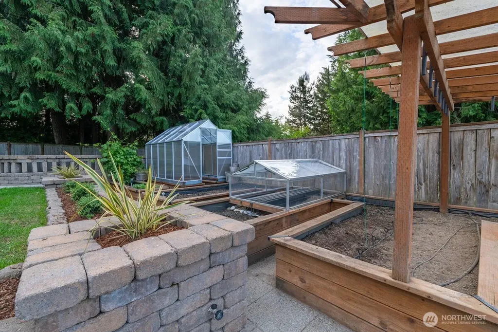 13716 59th Avenue SE Everett WA 98208