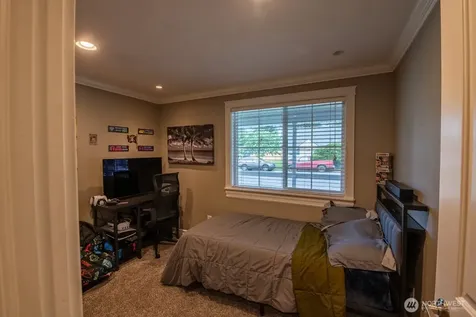 13716 59th Avenue SE Everett WA 98208