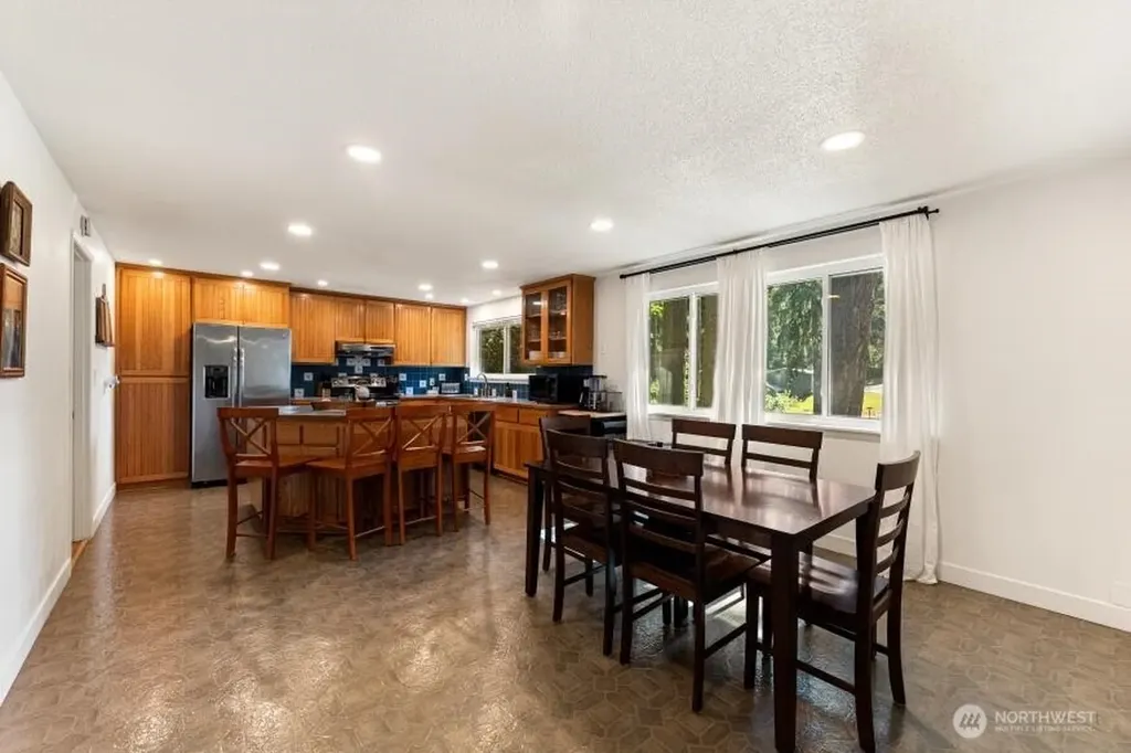 8130 69th Avenue SW Lakewood WA 98499