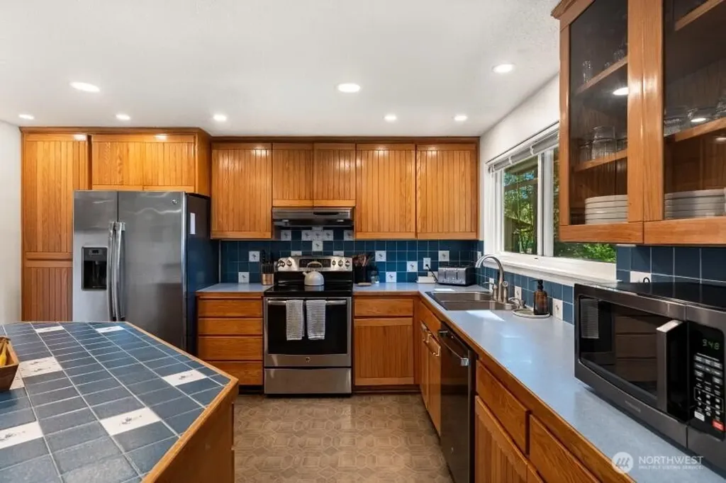 8130 69th Avenue SW Lakewood WA 98499