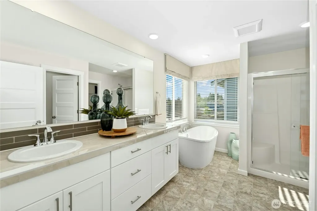 9401 Chief Leschi Street SE Yelm WA 98597
