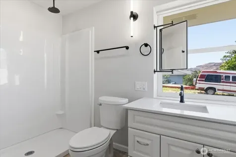 1013 River Drive Coulee Dam WA 99116