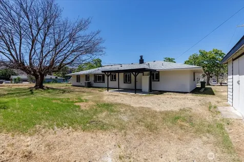 1013 River Drive Coulee Dam WA 99116