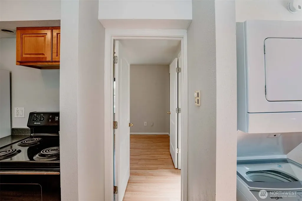 2220 Summit Avenue Everett WA 98201