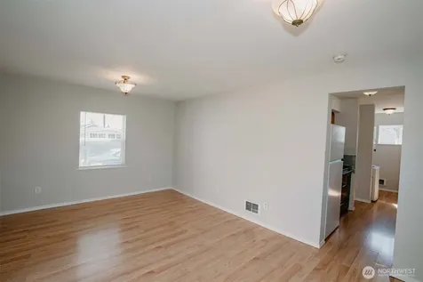 2220 Summit Avenue Everett WA 98201