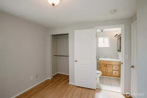 2220 Summit Avenue Everett WA 98201